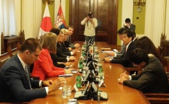 4. мај 2015. Председник и чланови ПГП са Јапаном разговарали са председником ПГП Јапан – Србија Парламента Јапана